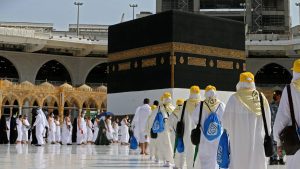 وزارة-الحج-السعودية:-يُسمح-للمرأة-بالتسجيل-للحج-دون-محرم.-والحد-الأدنى-لسن-الحجاج-12-عاما