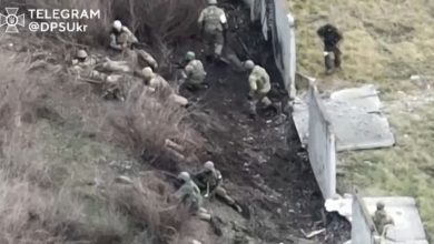 فيديو-يُظهر-لحظات-قصف-وتبادل-إطلاق-نار-بين-القوات-الروسية-والأوكرانية