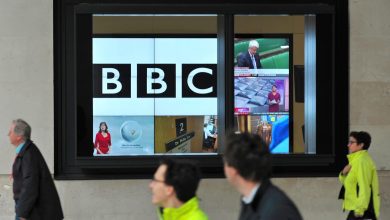 فيديو-أصوات-جنسية-على-الهواء-في-bbc-وردة-فعل-مقدم-البرنامج-يثير-تفاعلا-والقناة-تعتذر