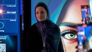 بـ”حجاب”-ولهجة-سعودية.-الروبوت-“سارة”-ترحب-بزوار-مؤتمر-“ليب-2023”-بالرياض