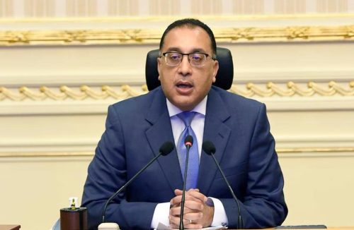 الحكومة تنفى استيراد شحنات دواجن مجمدة فاسدة ومنتهية الصلاحية