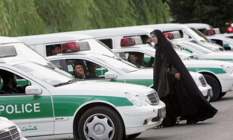 إيران-تعتقل-أكثر-من-100-شخص-بقضية-تسميم-مئات-من-طالبات-المدارس