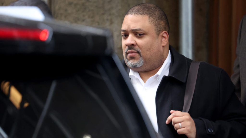 من-هو-ألفين-براغ-الذي-يقود-القضية-الجنائية-التاريخية-ضد-ترامب؟