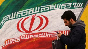 وفد-سعودي-يصل-إيران-لبحث-إعادة-فتح-سفارة-المملكة-وقنصليتها