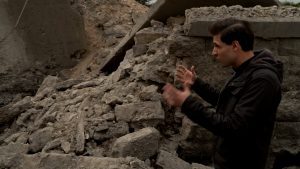 شظايا-قذائف-وأراض-متضررة.-شاهد-ما-حدث-جراء-الضربات-الإسرائيلية-جنوبي-لبنان