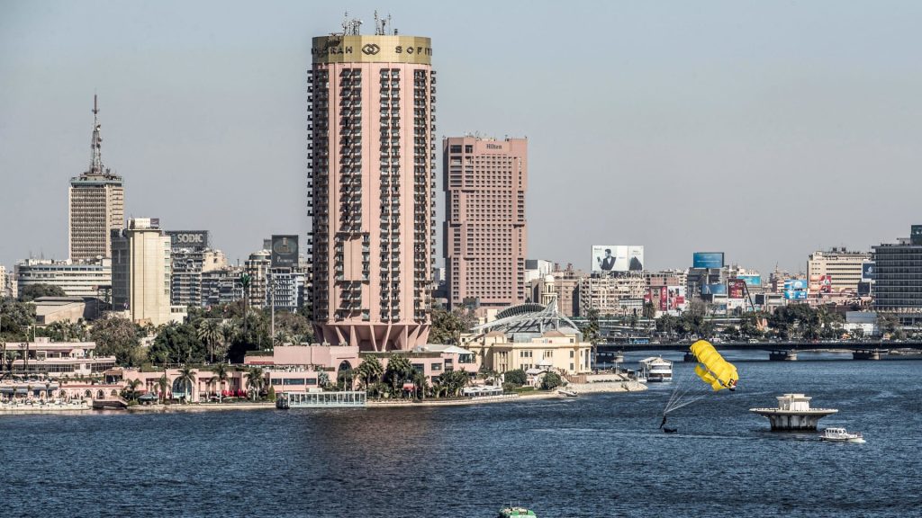 مصر:-البرلمان-يناقش-تعديلات-جديدة-لمنح-الجنسية.-ونائب:-لتفادي-عدم-دستورية-مادة-بالقانون