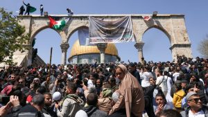 صلاة-الجمعة-الرابعة-من-رمضان-تمر-دون-حوادث-في-المسجد-الأقصى