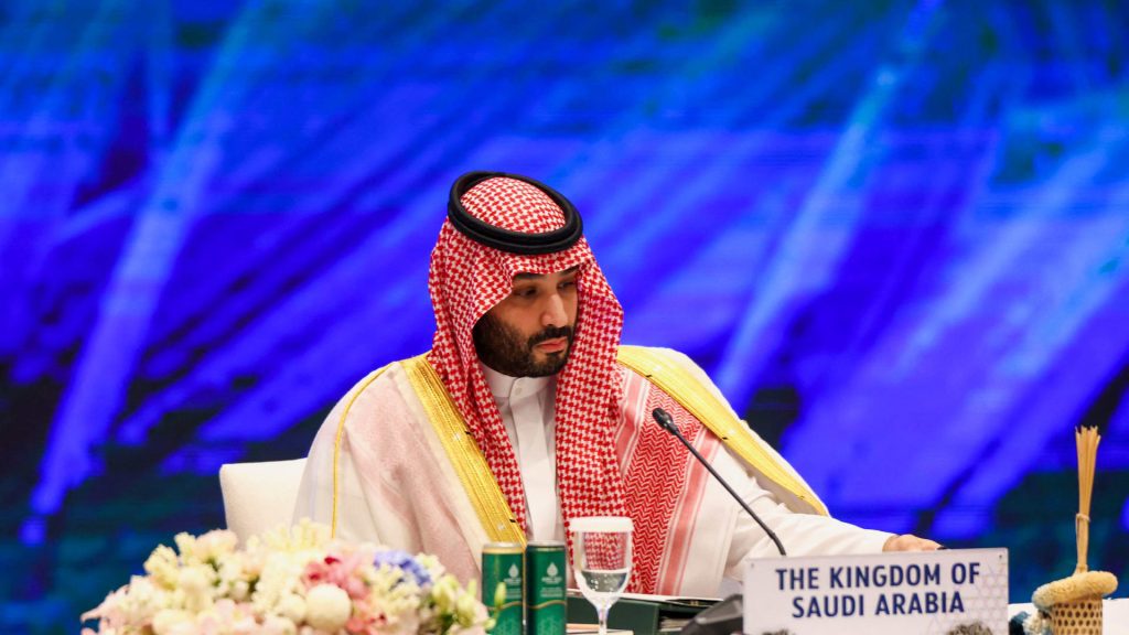 السعودية.-محمد-بن-سلمان-يعلن-إتمام-نقل-4%-من-أسهم-“أرامكو”-لملكية-صندوق-الاستثمارات-العامة