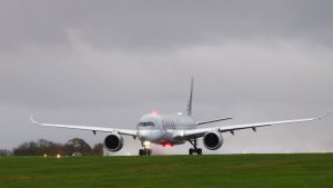 الخطوط-الجوية-القطرية-تعلق-رحلاتها-من-وإلى-السودان-بسبب-إغلاق-مطار-الخرطوم