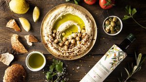 زيت-الزيتون-البكر-الممتاز-اللبناني-“درمّاسّ”-يفوز-بجائزة-عالمية-وسرّ-نجاحه-إمرأة.-من-هي؟