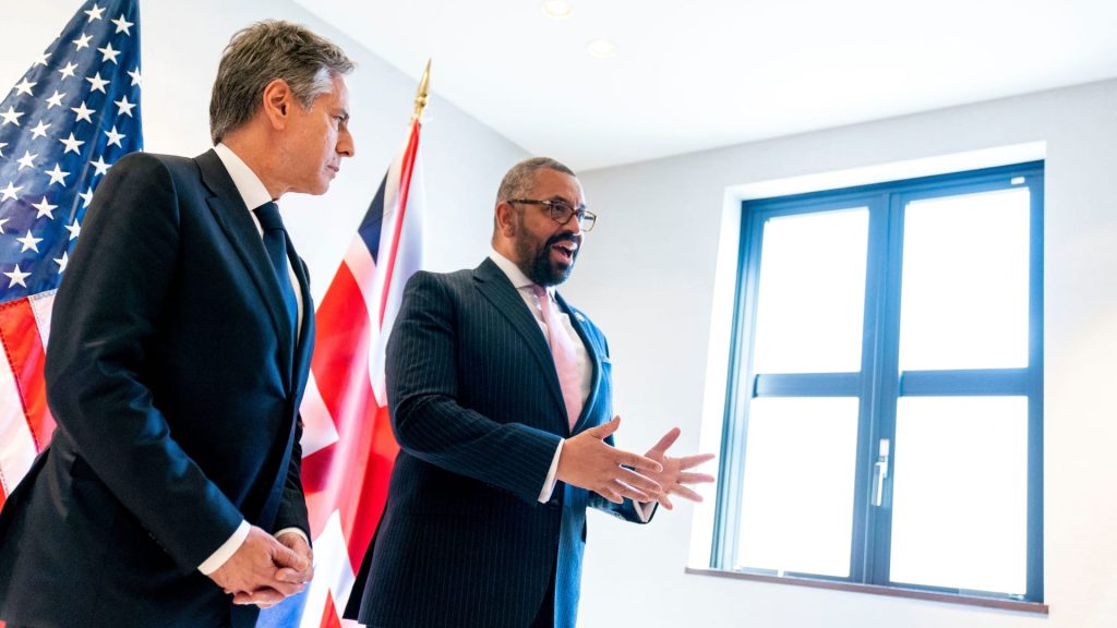 السودان.-وزيرا-خارجية-أمريكا-وبريطانيا-يوجهان-رسالتين-للجنرالات-المتصارعين