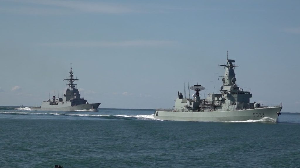 شاهد-ما-حدث-عندما-اقتربت-سفن-ومقاتلات-روسية-من-قوة-بحرية-للناتو-يرافقها-فريق-cnn