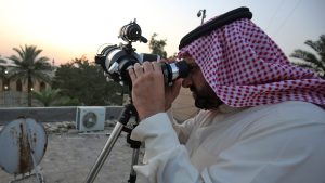 مركز-الفلك-ينفي-صحة-صور-متداولة-لهلال-شهر-شوال-مساء-الخميس-ويؤكد-أنها-قديمة