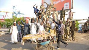 أكاديمي-سعودي-يعلق-على-حكم-العسكر-“عدو-الجمهوريات”-بديل-الملكيات-العربية