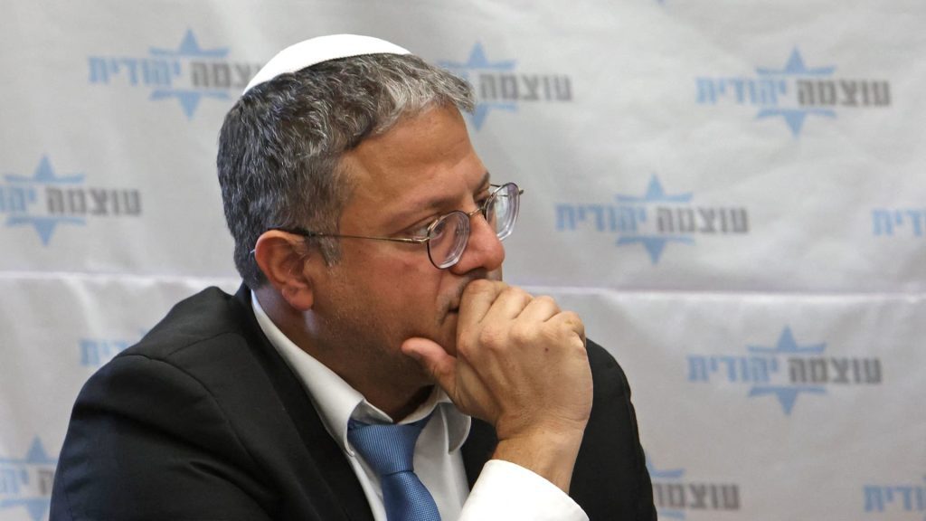 محتجون-إسرائيليون-يصرخون-في-وجه-إيتمار-بن-غفير-بمقبرة-عسكرية-في-بئر-السبع