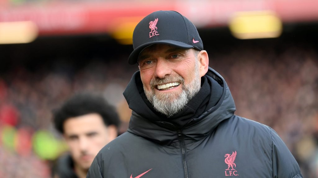 يورغن-كلوب-يمازح-مدرب-نادي-وست-هام:-لا-أريد-إقالته-لهذا-السبب