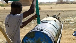 المياه-شحيحة-والغذاء-“ينفذ”.-شاهدان-يرويان-لـcnn-الأوضاع-بالخرطوم