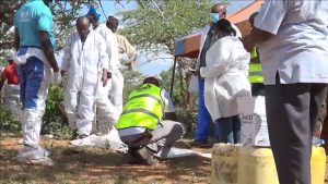 جوعوا-أنفسهم-حتى-الموت-“لدخول-الجنة”.-انتشال-جثث-عشرات-الأشخاص-في-كينيا