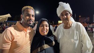 قُتلت-بشظية-قذيفة-هاون.-نجل-طبيبة-سودانية-يكشف-لـcnn-آخر-لحظات-حياتها