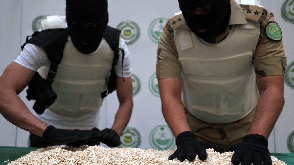 “حرب-سعودية-شاملة-على-المخدرات”.-ونيابة-المملكة:-يعاقب-المتردد-على-مكان-معد-للتعاطي