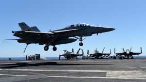 الجيش-الأمريكي:-الطيارون-الروس-حاولوا-“الاقتتال”-مع-طائراتنا-فوق-سوريا