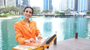 نغم-الدعبل.-عازفة-قانون-سطع-نجمها-في-الإمارات-تروي-لـcnn-حكايتها-وسر-نجاحها
