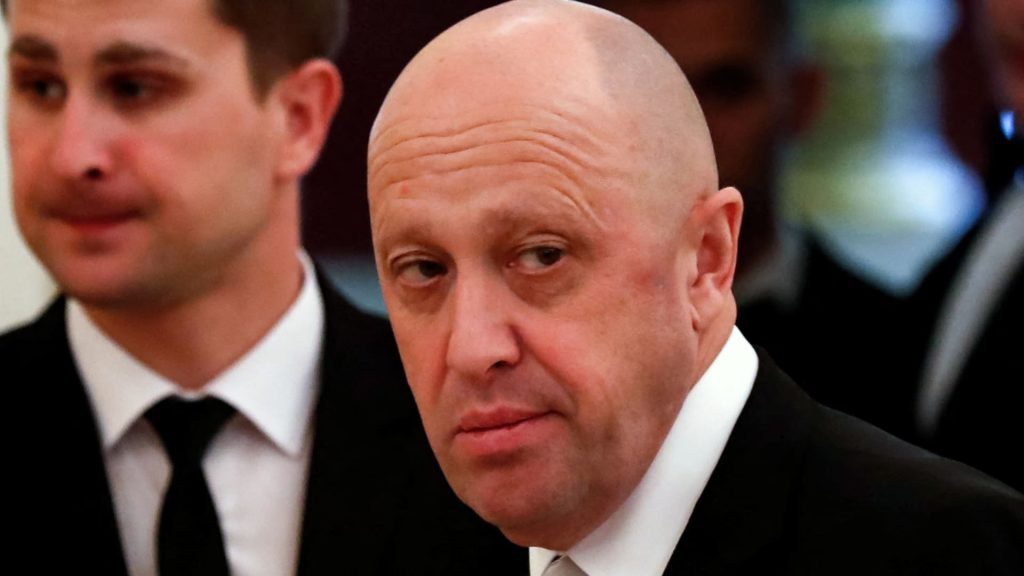 لماذا-هدد-طباخ-بوتين-بالانسحاب-من-مدينة-باخموت-الأوكرانية؟