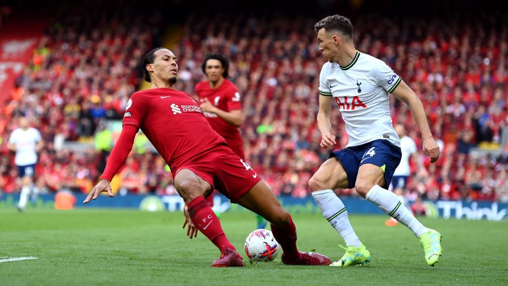 مراوغة-محرجة-تعرض-فان-دايك-للانتقادات-في-مباراة-ليفربول-وتوتنهام