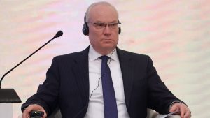 المبعوث-الأمريكي-الخاص-إلى-اليمن-يزور-السعودية-وسلطنة-عمان.-وواشنطن-توضح-السبب