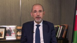 كيف-رد-أيمن-الصفدي-على-سؤال-cnn-عن-موقف-أمريكا-من-التطبيع-مع-الأسد؟