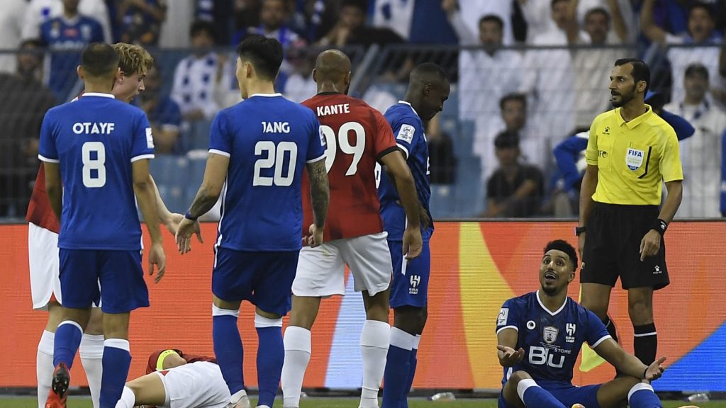 إنجاز-اتحاد-جدة-يحفز-الهلال-ودياز-قلق-بسبب-الماضي.-هل-يستطيع-الأزرق-تحقيق-اللقب-الآسيوي-من-أرض-اليابان؟