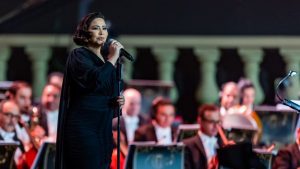 شيرين-وأنغام-في-الرياض-بليلة-“روائع-الموجي”.-وائل-جسار-غاب-عنها-في-اللحظات-الأخيرة