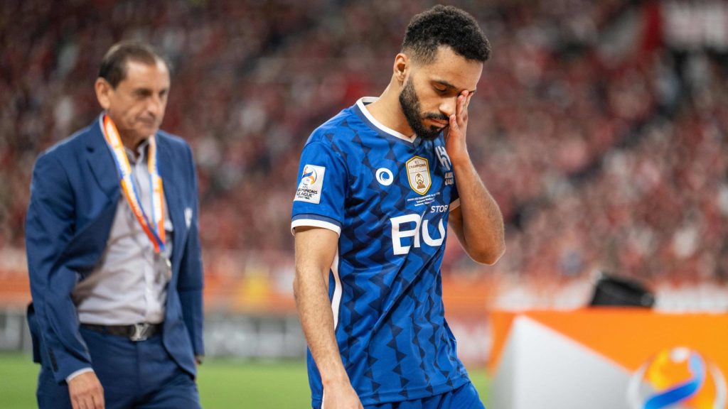 بينهم-سامي-الجابر.-رياضيون-يعلقون-على-خسارة-نادي-الهلال-لقب-دوري-أبطال-آسيا