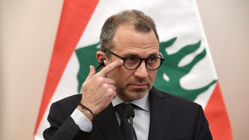 جبران-باسيل-يتحدث-عن-“ُثورة”-محمد-بن-سلمان-ويتساءل-عن-رغبة-لبنان-بالانضمام-إليها.-هكذا-جاءت-الردود