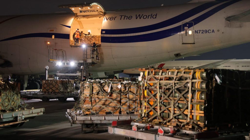 مصدر:-أمريكا-ستعلن-عن-حزمة-مساعدات-بقيمة-1.2-مليار-دولار-لأوكرانيا-قبل-شن-الهجوم-المضاد