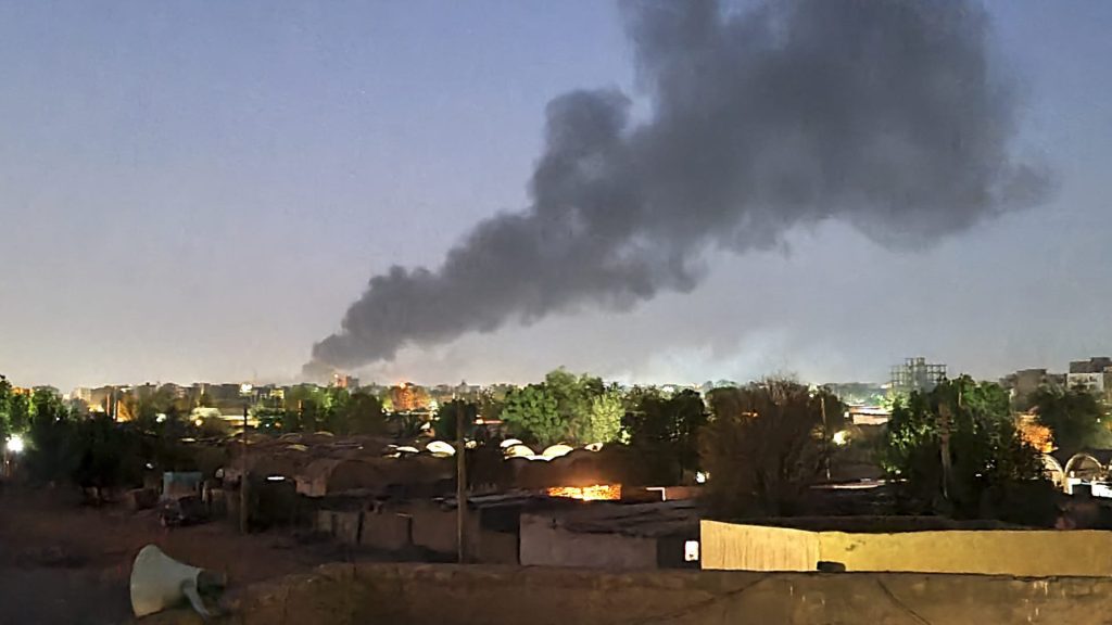 القتال-مستمر-في-السودان-للأسبوع-الثالث-مع-استمرار-المحادثات-في-السعودية