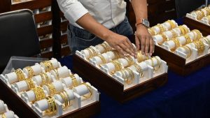 مصر.-إعفاء-واردات-الذهب-مع-القادمين-من-الخارج-من-الجمارك-لمدة-6-أشهر