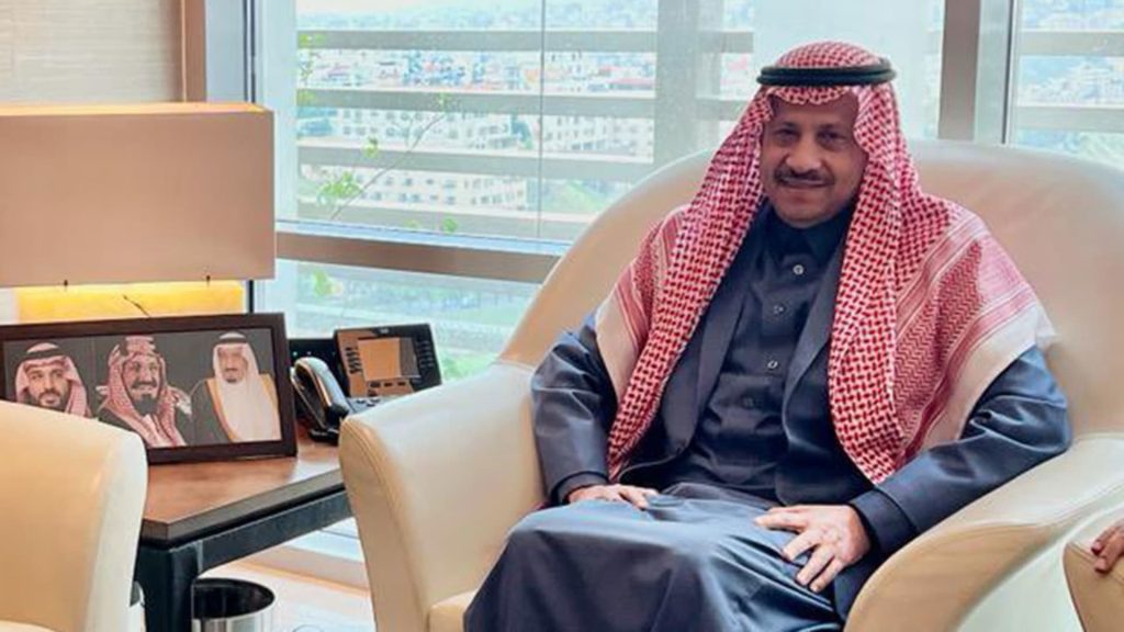 بعد-لقاء-الأسد.-سفير-السعودية-بالأردن-ينشر-صورة-من-شارع-بدمشق-ويعلق