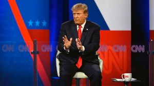 بـ6-نقاط.-أبرز-ما-قاله-ترامب-بلقاء-cnn