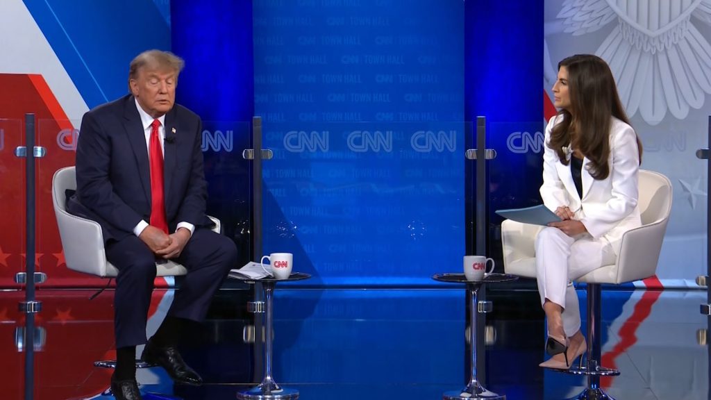 مذيعة-cnn-لترامب:-هل-تريد-أن-تكسب-أوكرانيا-الحرب-أم-روسيا؟-شاهد-كيف-رد-عليها