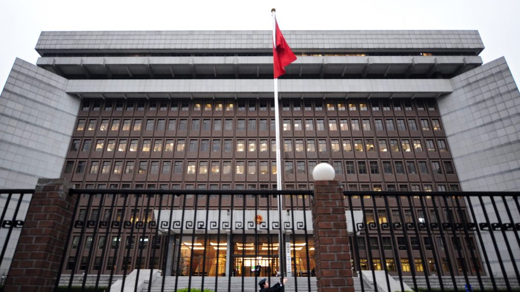 يبلغ-من-العمر-78-عاما.-الصين-تحكم-على-أمريكي-بالسجن-مدى-الحياة-بتهمة-التجسس