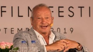 ساويرس-يوجه-ردا-جديدا-على-عمرو-أديب:-الإنسان-لازم-يحس-بالناس-اللي-حواليه-حتى-لو-مستفيد