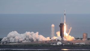 مركبة-رائدي-الفضاء-السعوديين-ريانة-برناوي-وعلي-القرني-تلتحم-بالمحطة-الدولية