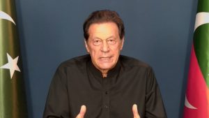 من-أطاح-بعمران-خان؟.-شاهد-ما-قاله-رئيس-وزراء-باكستان-السابق-لـcnn