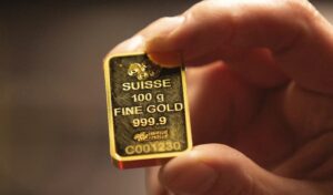 أسعار الذهب تنخفض 25 جنيها وعيار 21 يسجل 2210 جنيهات للجرام