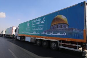 "بنك الطعام" يطلق قافلة مساعدات