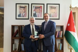 الجامعة الأميركية في بيروت وأكاديمية الملكة رانيا لتدريب المعلمين