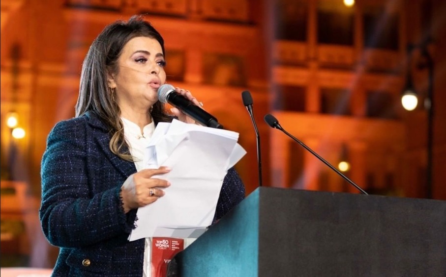 دينا عبدالفتاح، رئيس ومؤسس منتدى الخمسين، إن المرأة المصرية