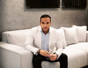 الدكتور عبدالرحمن عصام عرفة، رئيس مجلس إدارة شركة AE Media production -إيه إي للدعاية