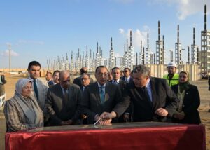 رئيس الوزراء يتفقد مستجدات تنفيذ أعمال محطة الربط الكهربائي المصرى السعودى